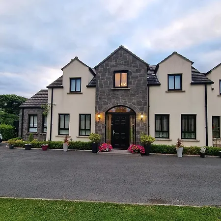 Boutique Country House Aldergrove-2
